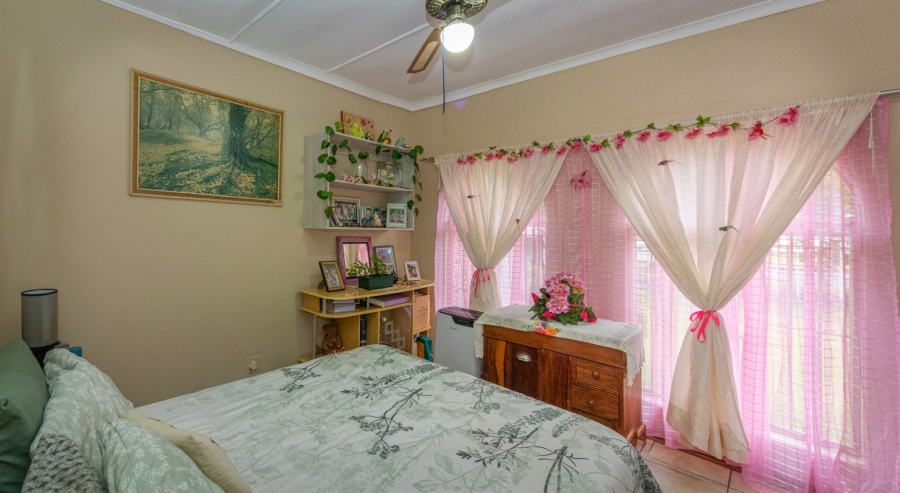 5 Bedroom Property for Sale in Jordania Free State
